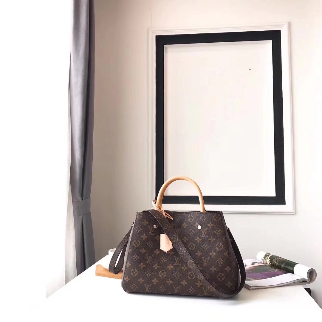 Louis Vuitton M41056 Montaigne MM Monogram Coated Canvas