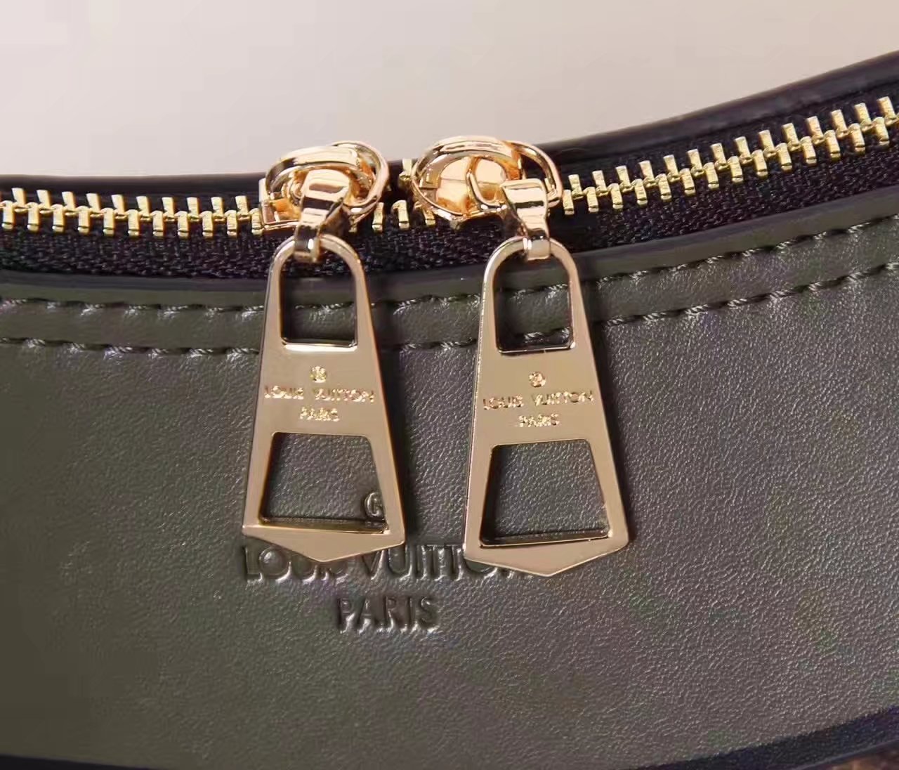 Louis Vuitton M41455 Tuileries Khaki