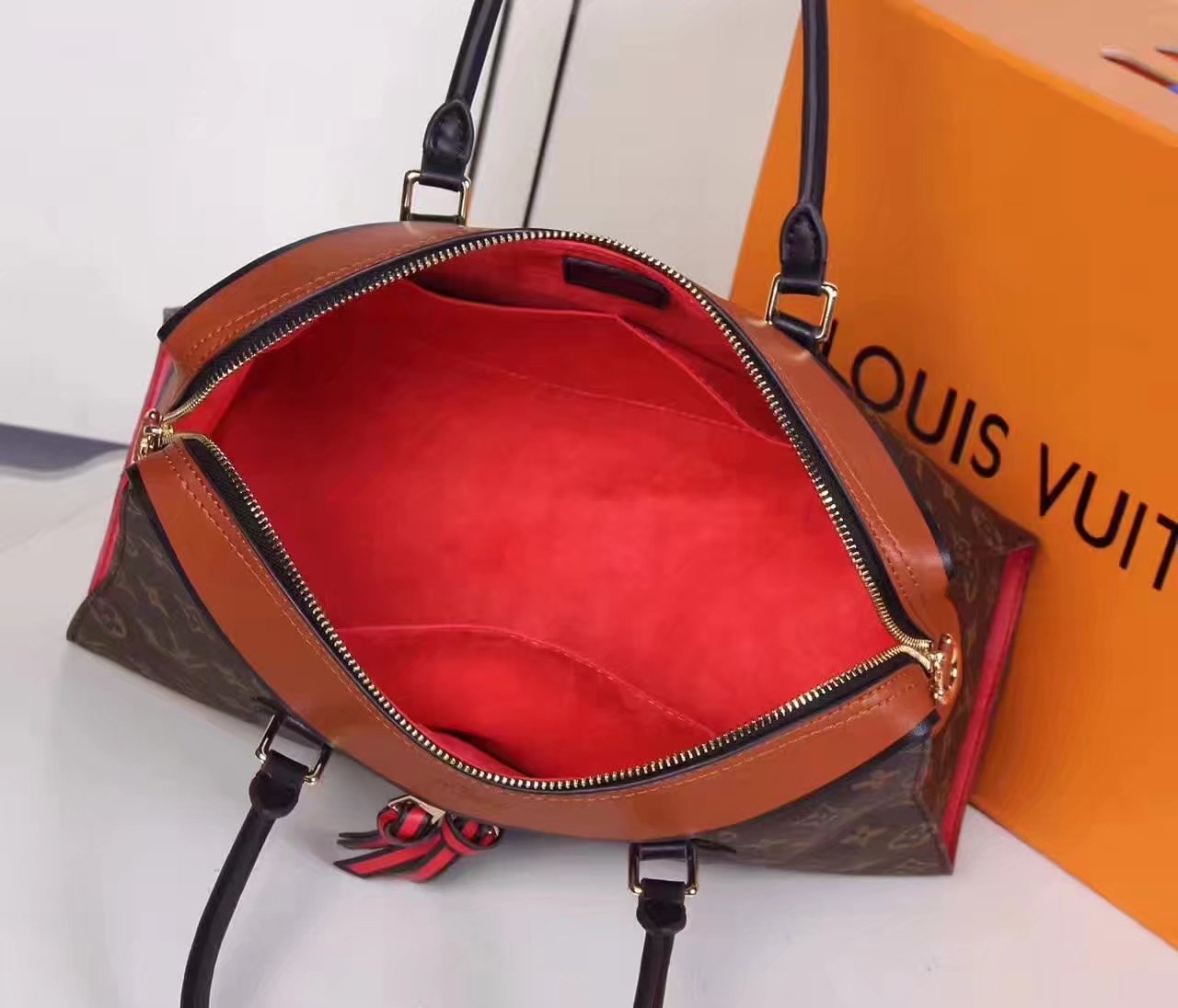 Louis Vuitton M41456 Tuileries Caramel