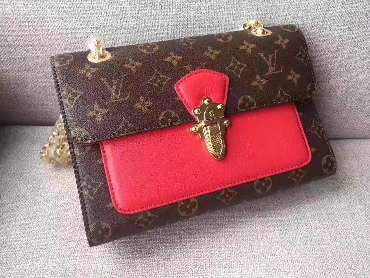 Louis Vuitton M41731 Victoire Monogram Canvas Cherry