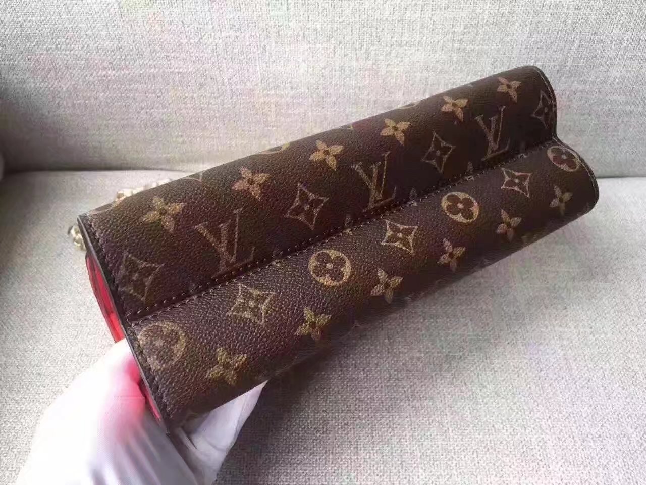 Louis Vuitton M41731 Victoire Monogram Canvas Cherry