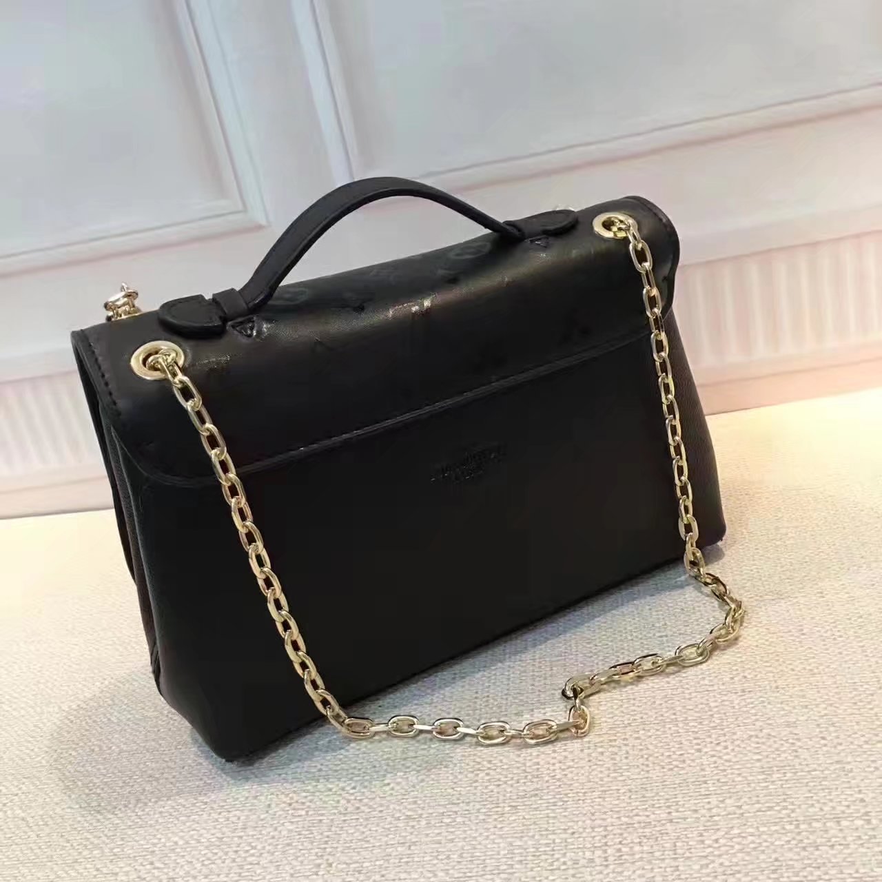 Louis Vuitton M42899 Very Chain Bag Black