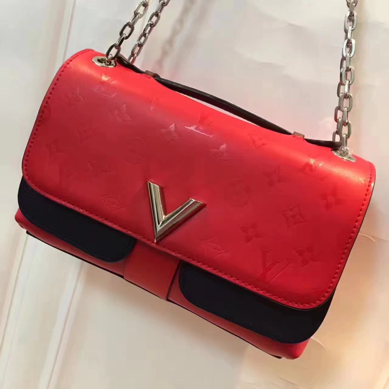 Louis Vuitton M42899 Very Chain Bag Rouge Rubis