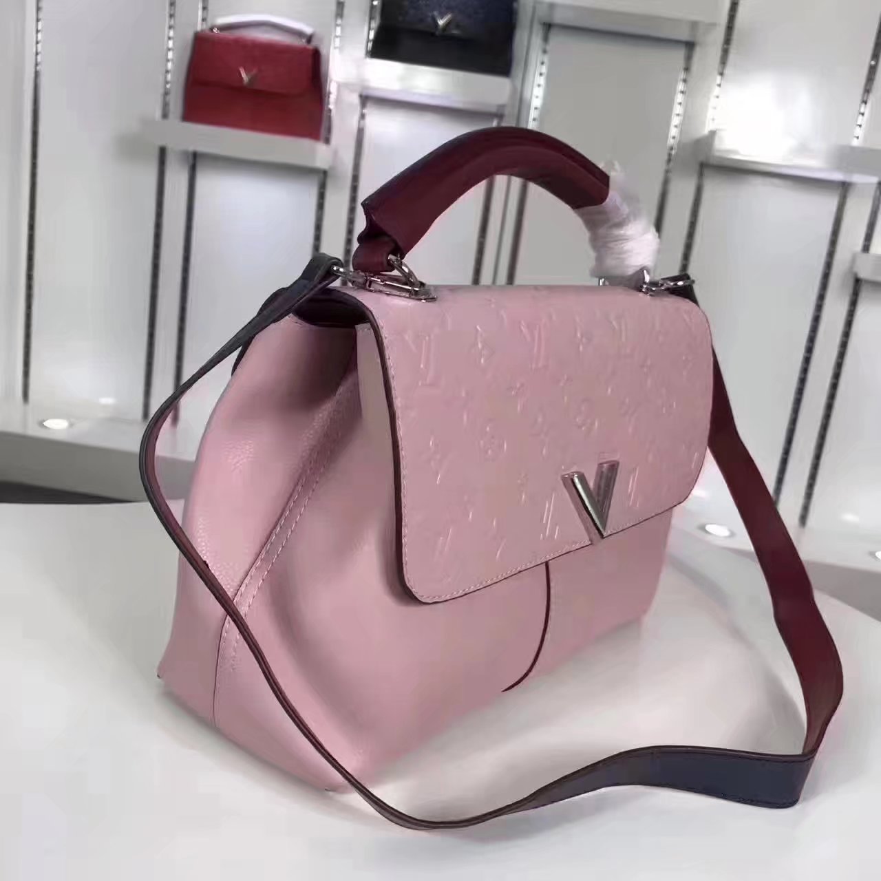 Louis Vuitton M42904 Very Onle Handle Bag Beige