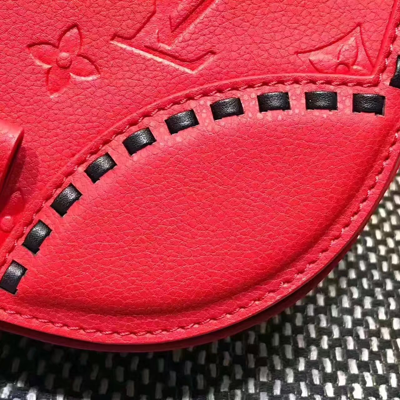 Louis Vuitton M43144 Junot Monogram Empreinte Nvprod Cerise