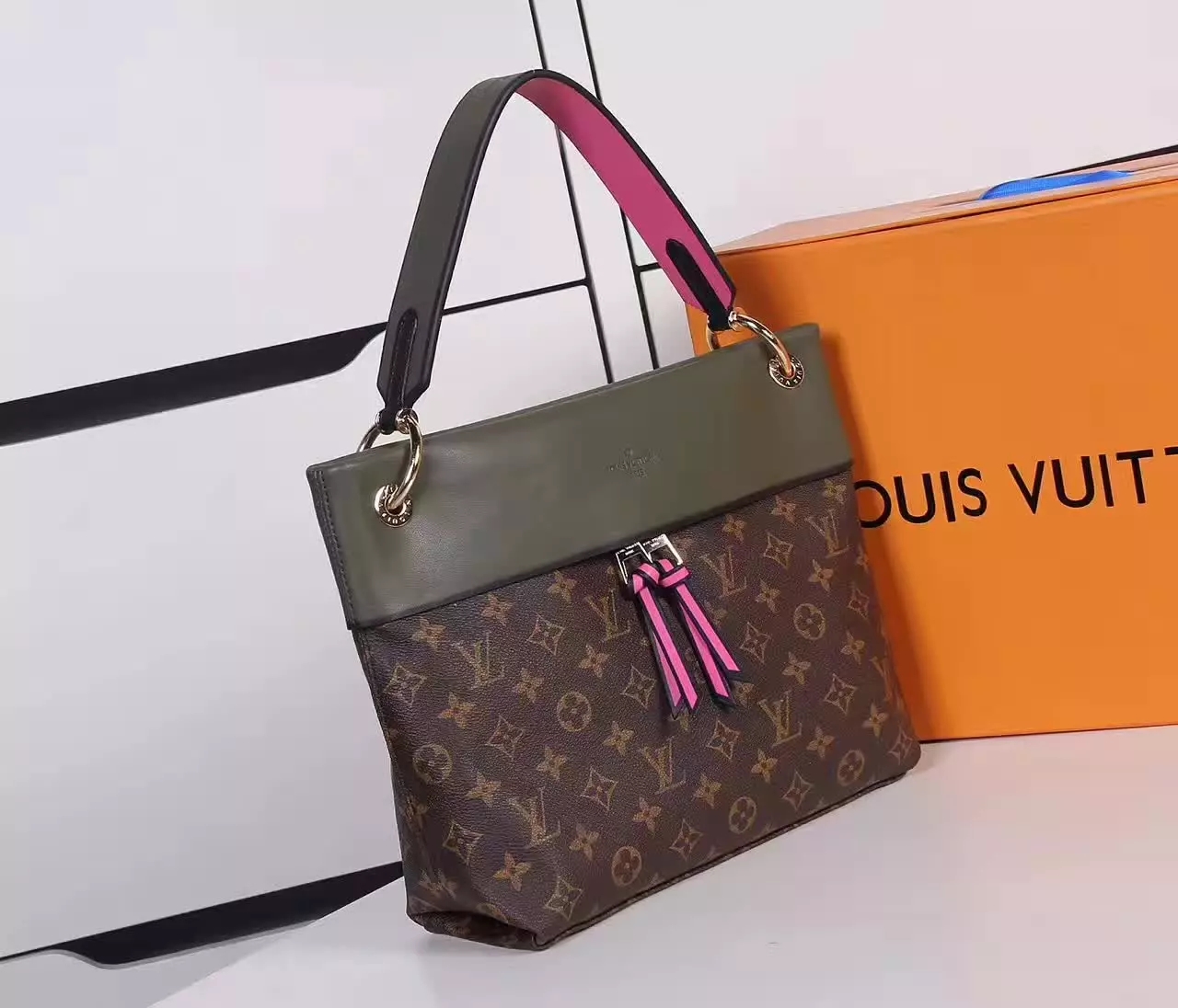 Louis Vuitton M43159 Tuileries Besace Bags Monogram Canvas