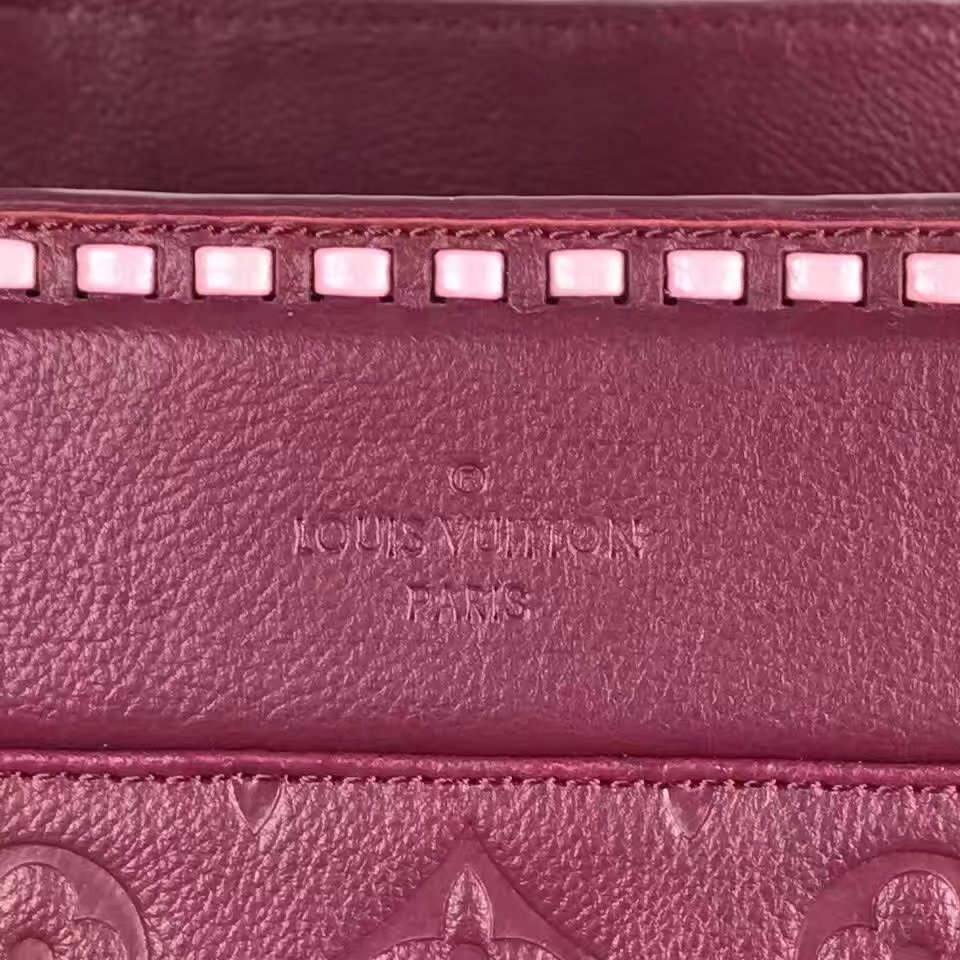 Louis Vuitton M43250 Vosges MM Raisin