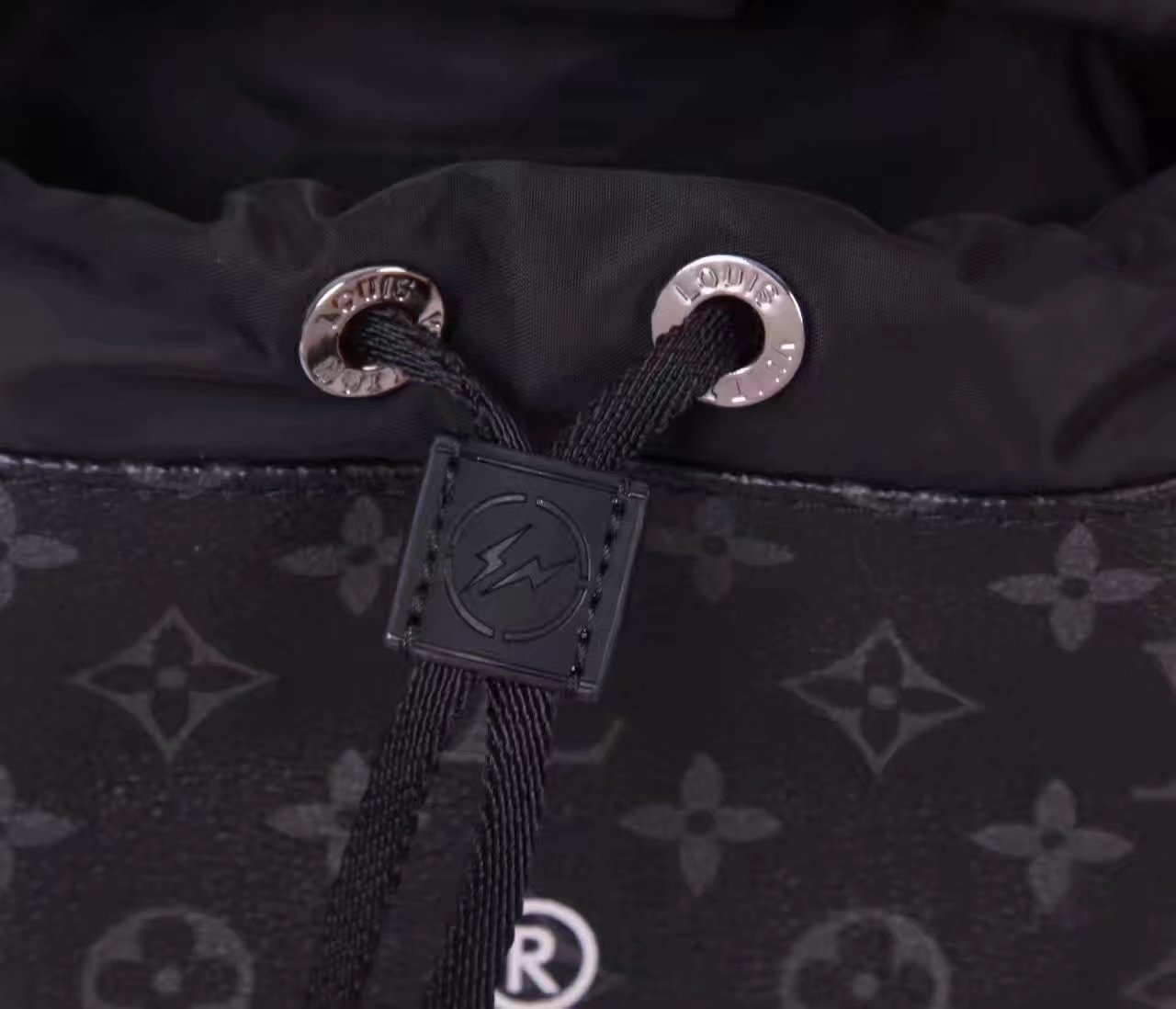 Louis Vuitton M43418 Paired with Fragment Design Shoulder Bag Monogram Eclipse Coated Canvas