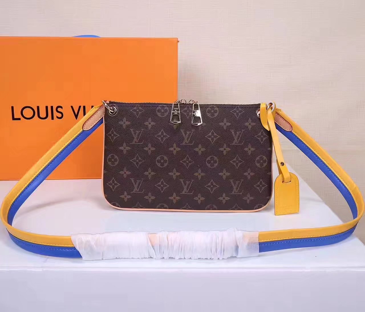 Louis Vuitton M44053 Lorette Coated Monogram Canvas Exterior