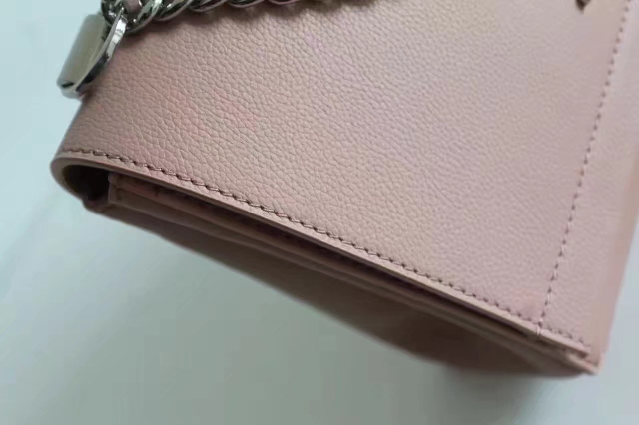 Louis Vuitton M51201Lockme II BB Rose Ballerine Soft calf leather