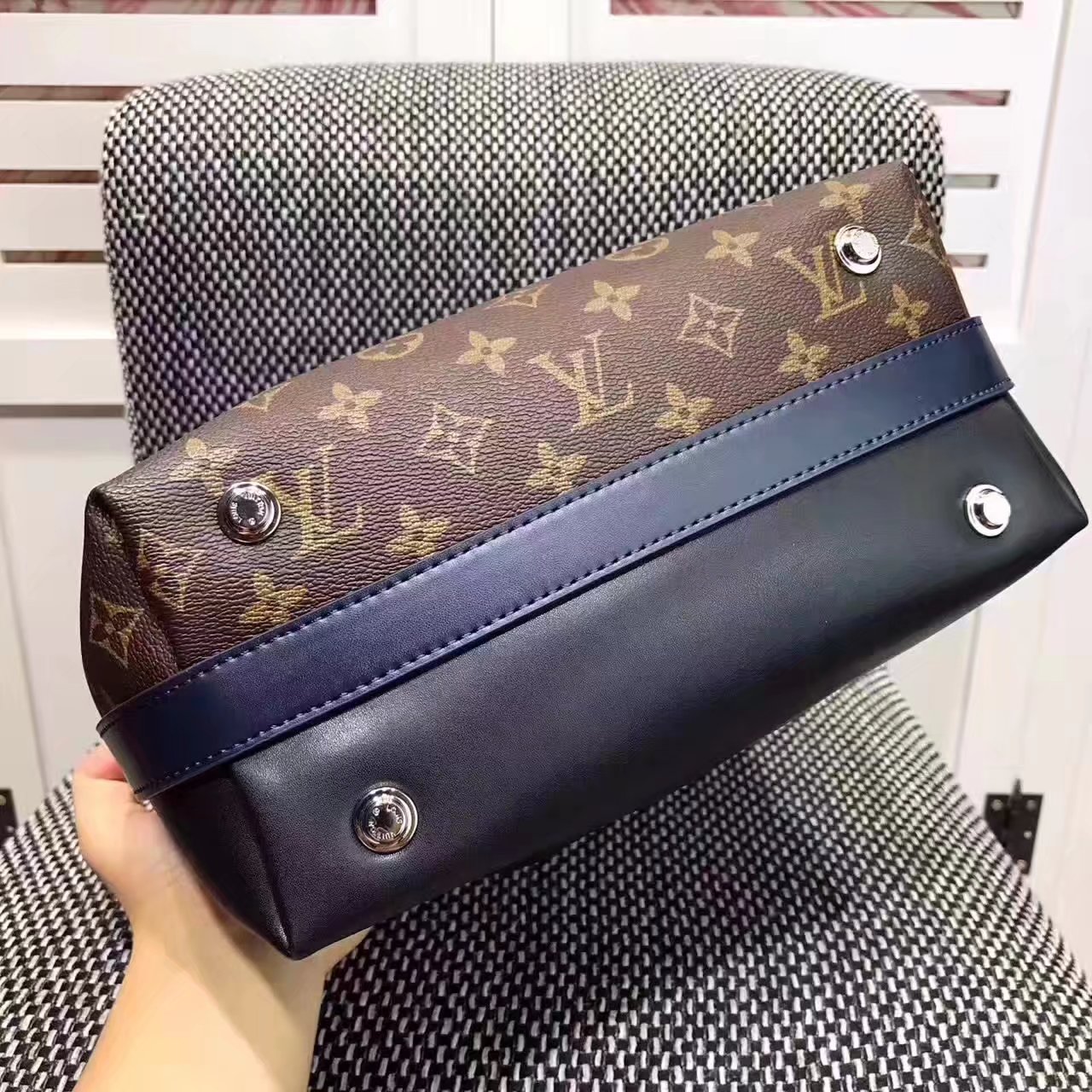 Louis Vuitton M52008 City Cruiser PM Shoulder Bag