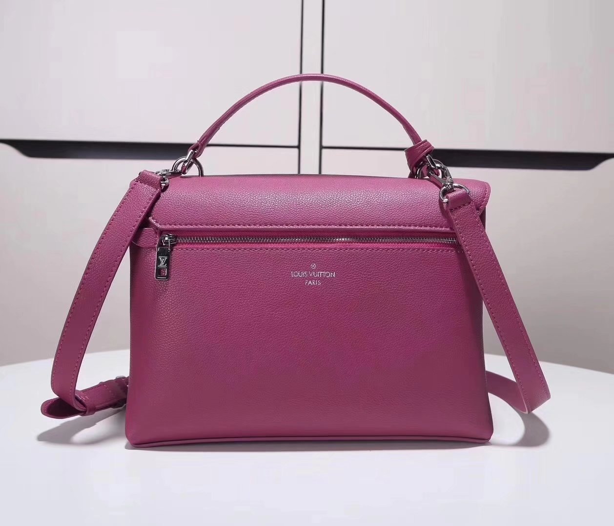 Louis Vuitton M54878 My Lockme Vanille Rose Soft Calfskin