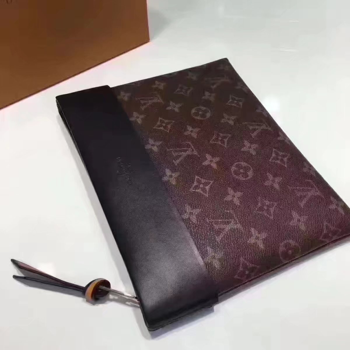 Louis Vuitton M64035 Monogram Pochette Tuileries Black