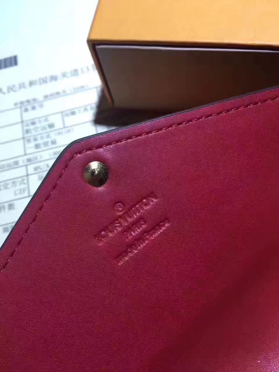 Louis Vuitton M90208 Sarah Wallet Cherry