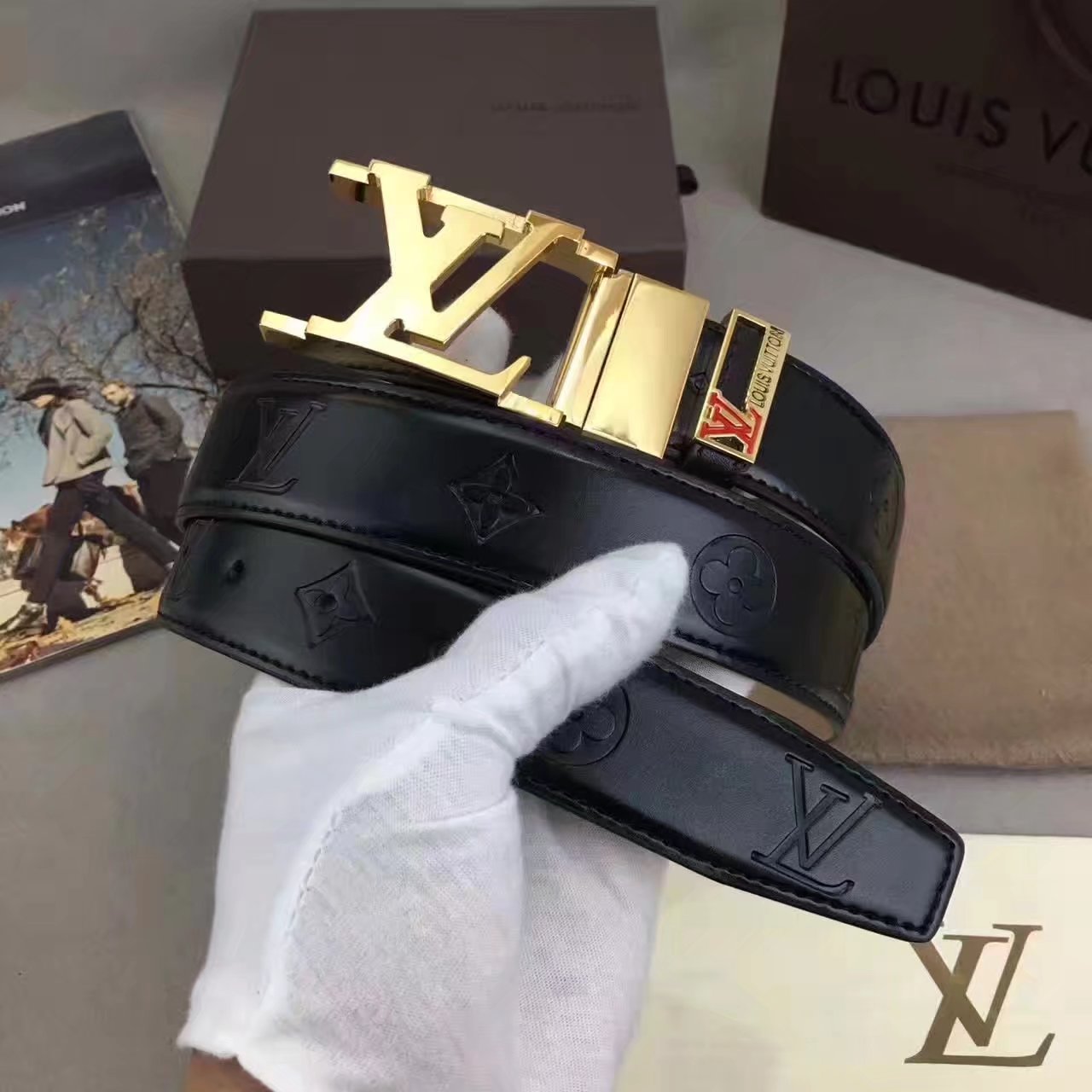 Louis Vuitton Men Reversible Belt With Gold Buckle 009