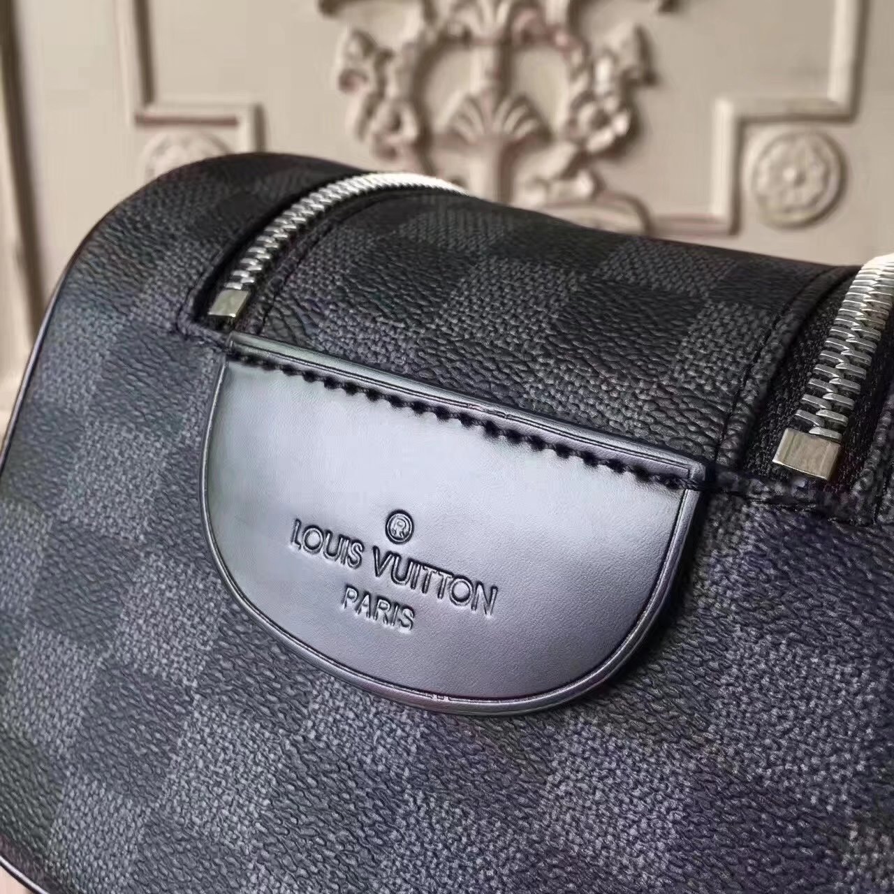 Louis Vuitton N47526 King Size Toiletry Bag Damier Graphite Canvas