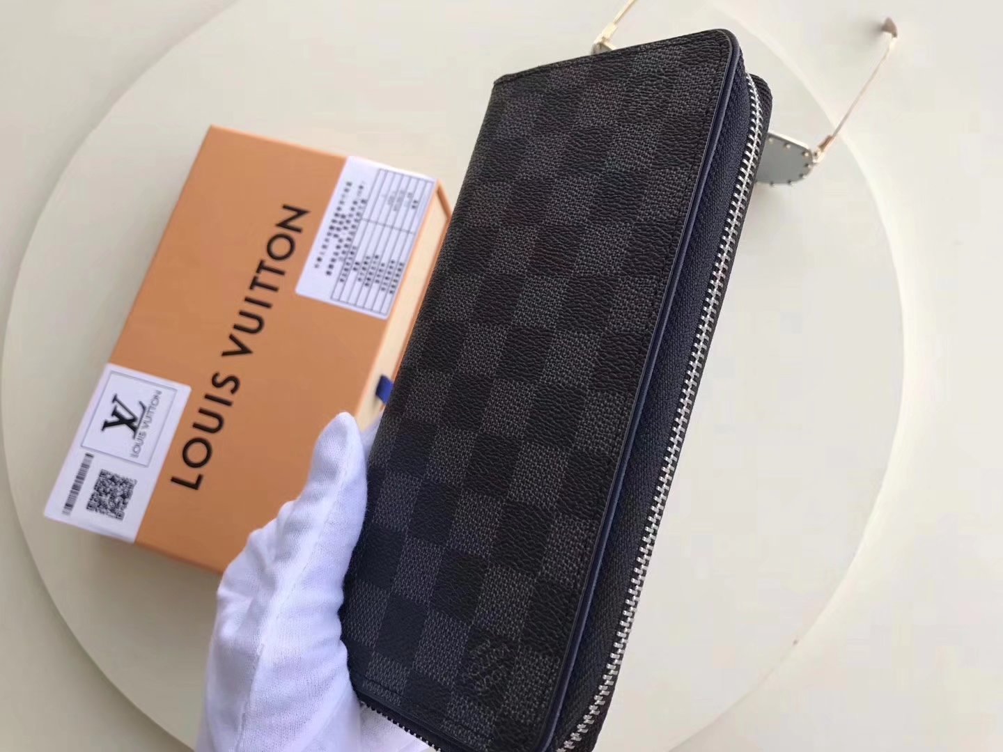 Louis Vuitton N63305 Men Zippy Wallet Vertical Damier Graphite Neva