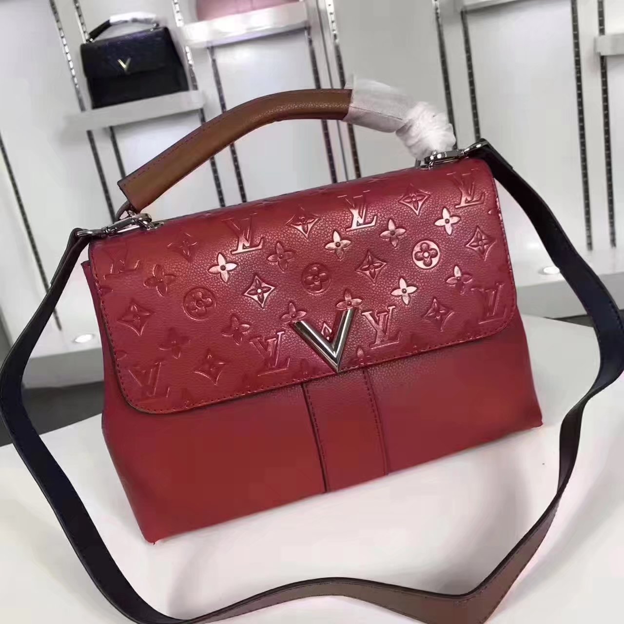 Louis vuitton M51989 Very Onle Handle Bag Red