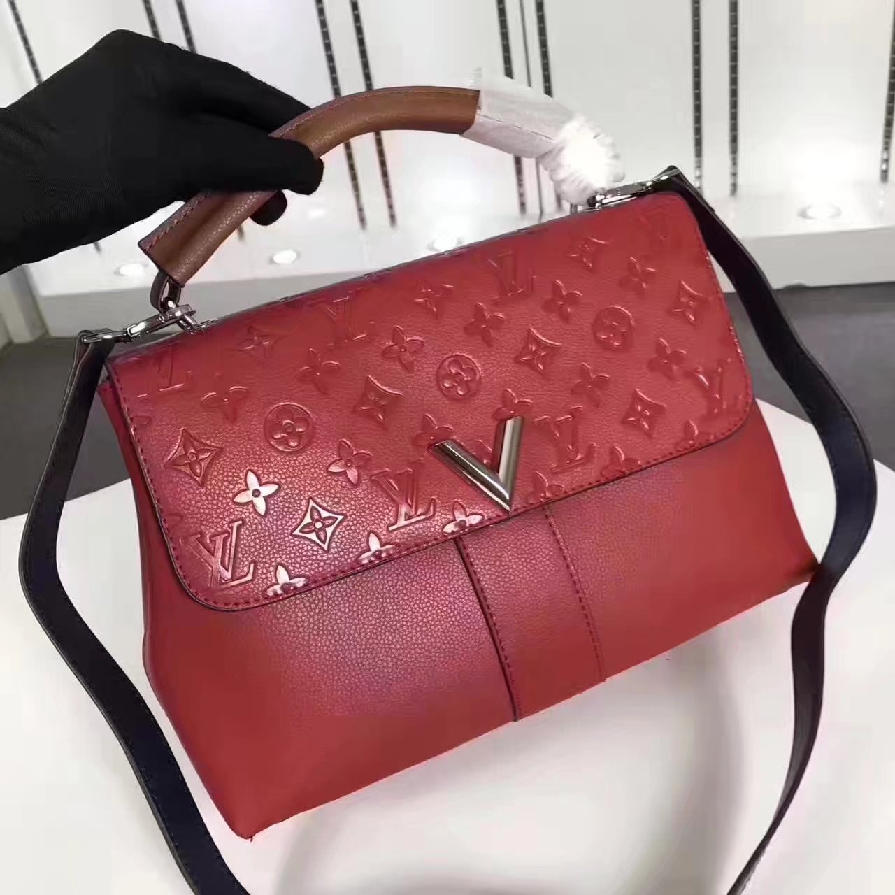 Louis vuitton M51989 Very Onle Handle Bag Red