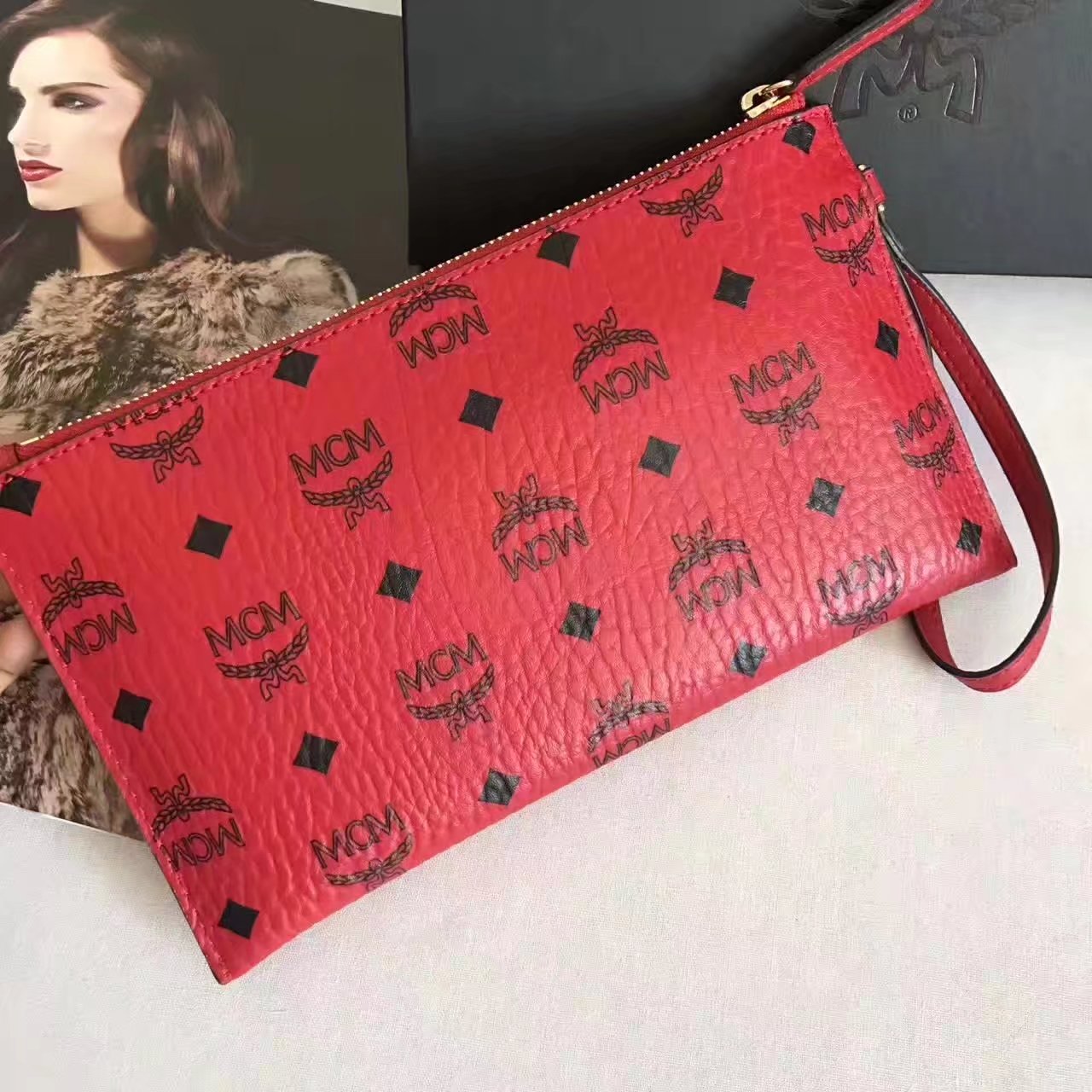 MCM Stark Pouch With Wristlet Red