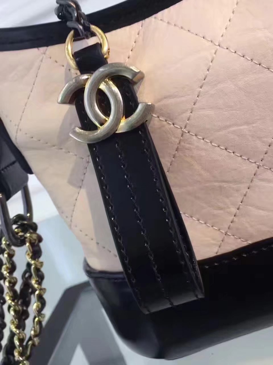 Original Chanel Gabrielle Leather Hobo Bag Pink