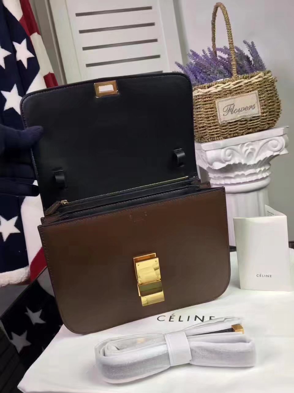 Original Quality Celine 24cm Clasp Classic Box Bag Coffee