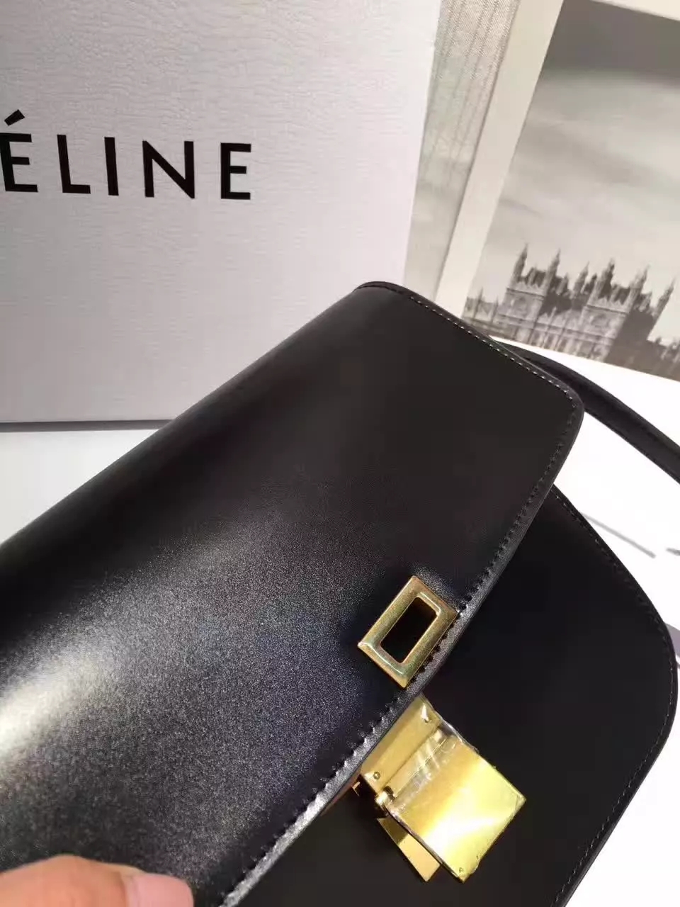 Original Quality Celine Clasp Classic Box Bag Medium Black