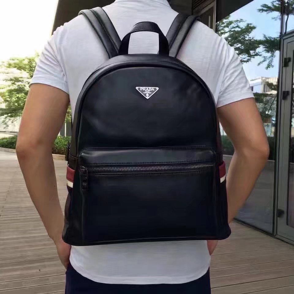 Prada 1002 Men Backpack Black