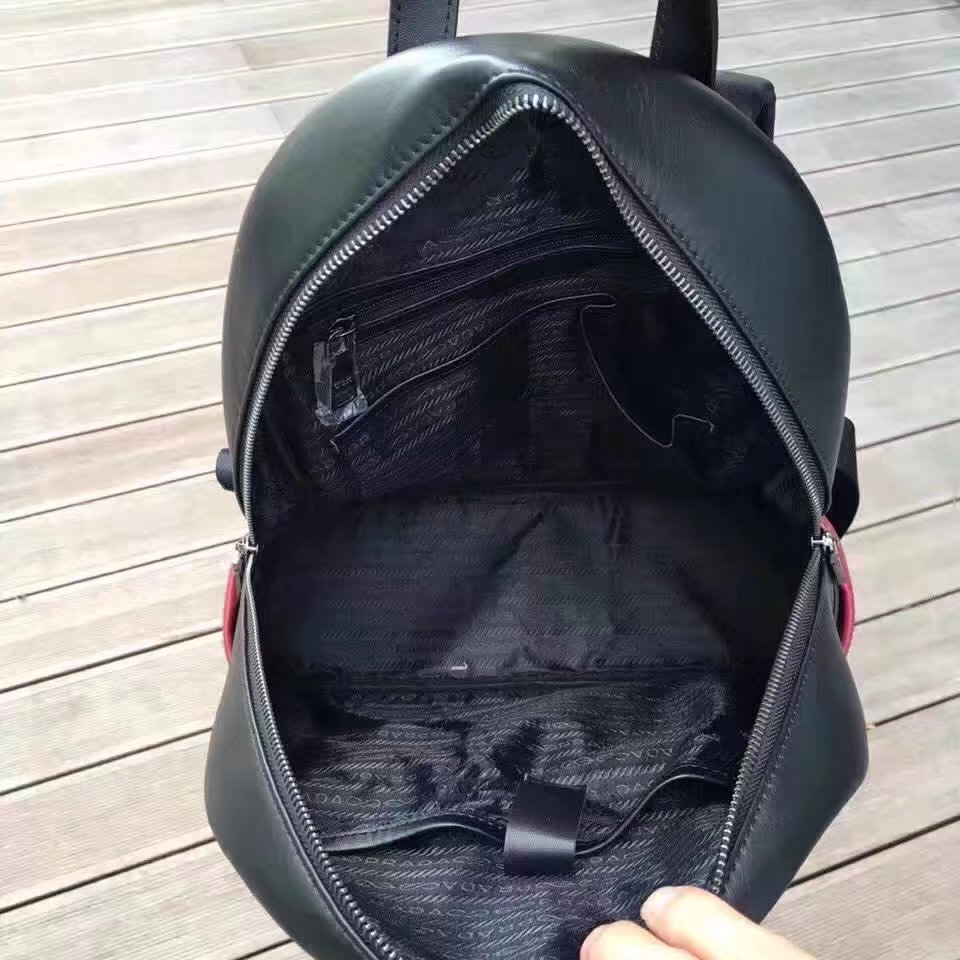 Prada 1002 Men Backpack Black