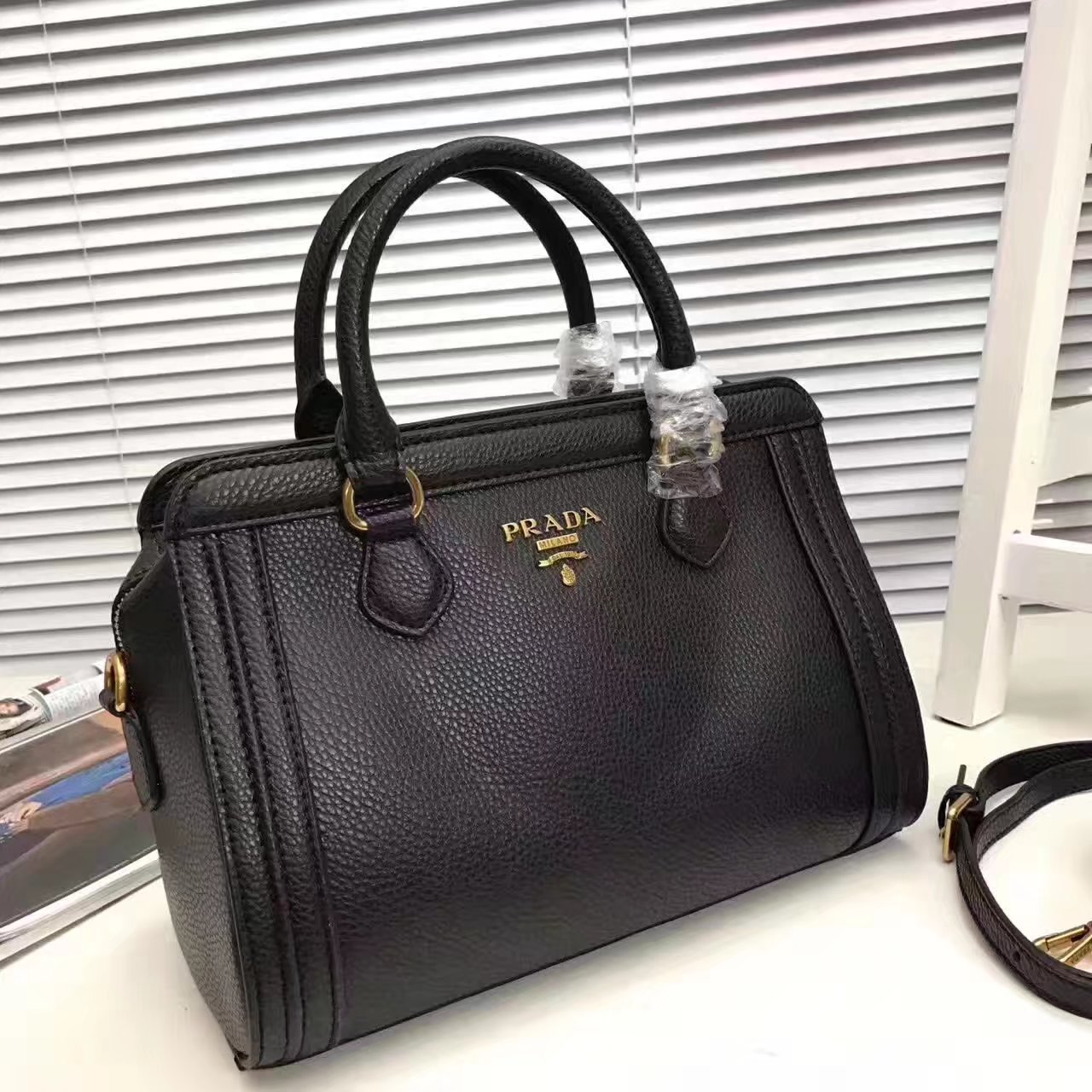 Prada 1189 Tote Leather Bag Black