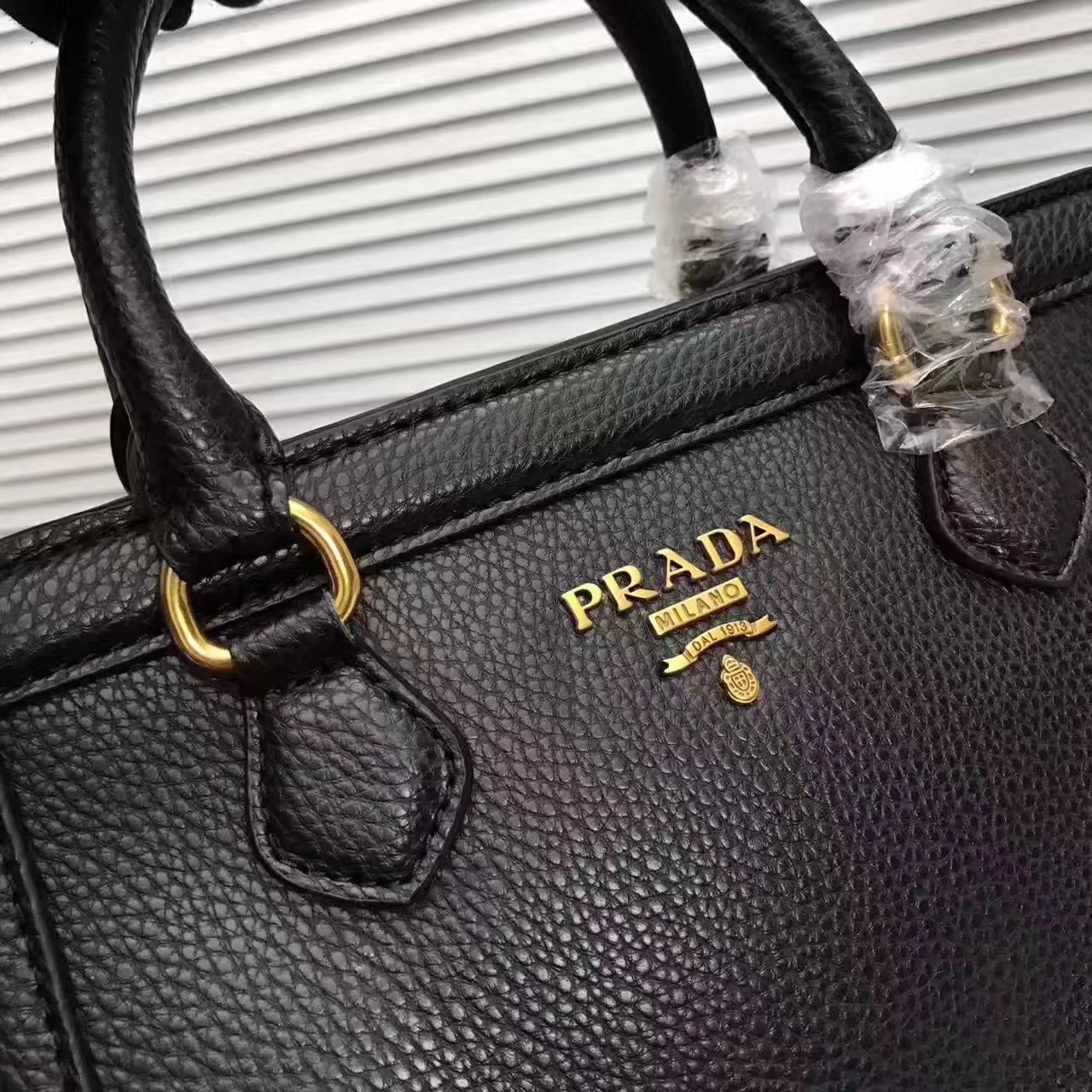 Prada 1189 Tote Leather Bag Black