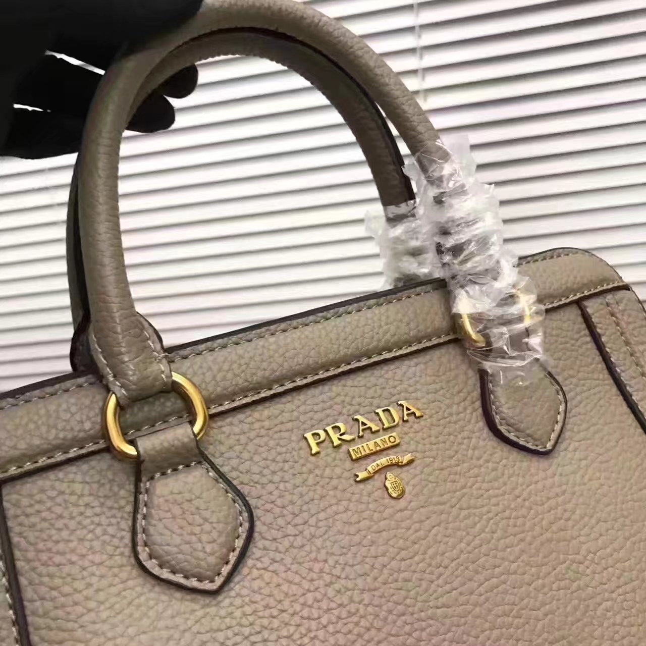 Prada 1189 Tote Leather Bag Grey