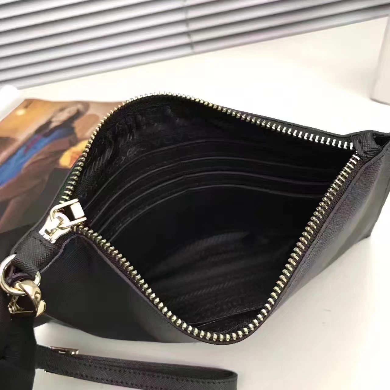 Prada 175 Women Leather Clutches Black