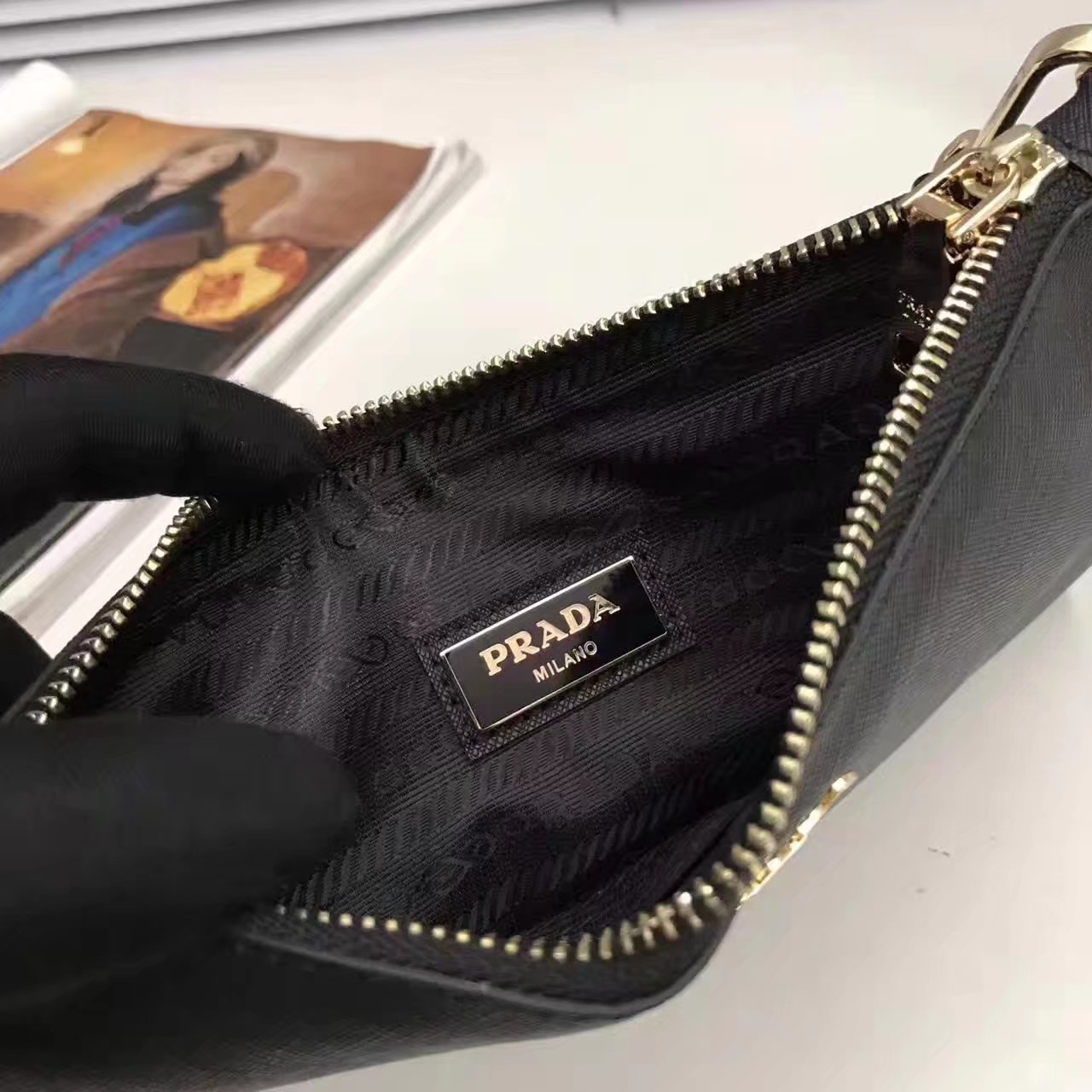 Prada 175 Women Leather Clutches Black