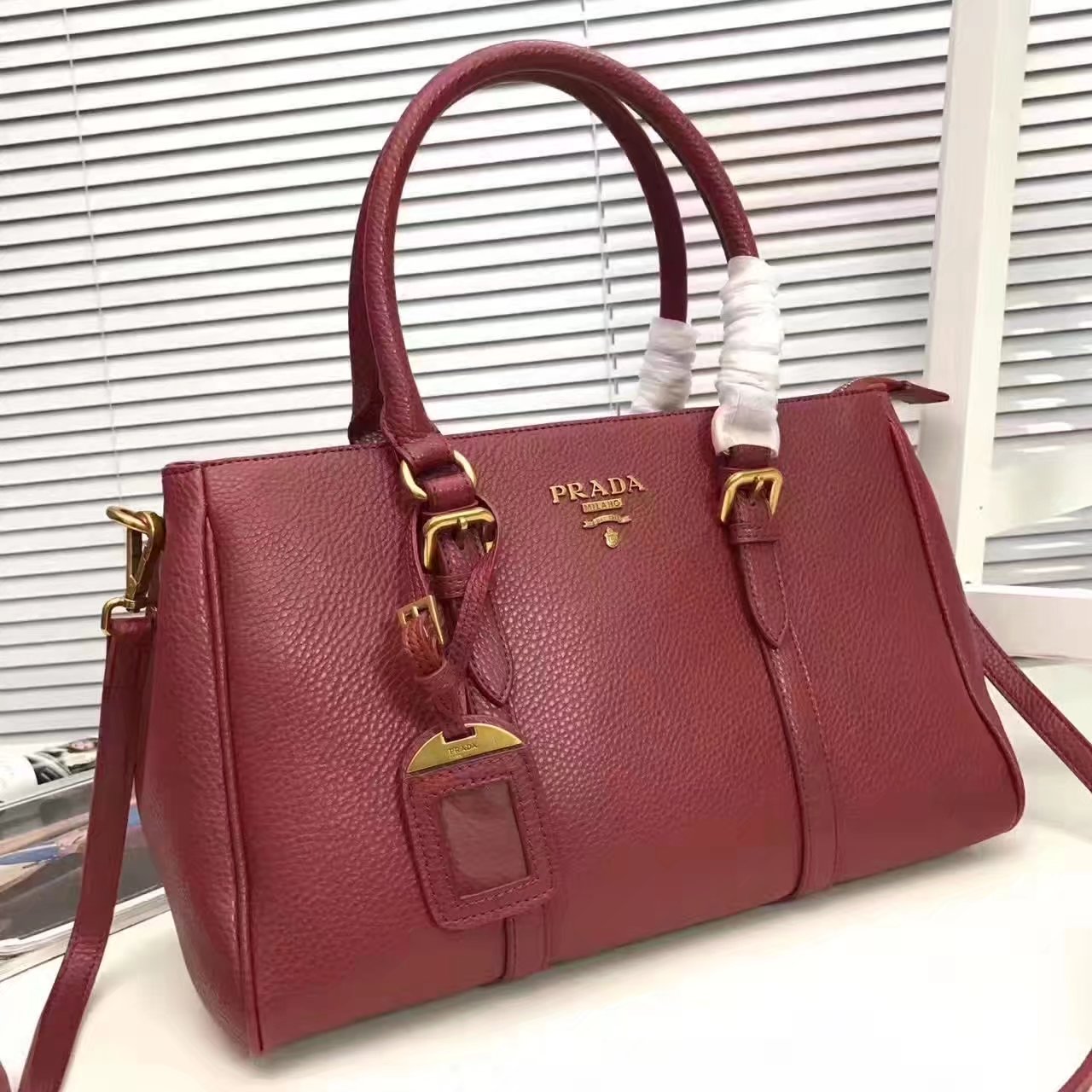 Prada 2996 Women 175 Tote Handbag Red