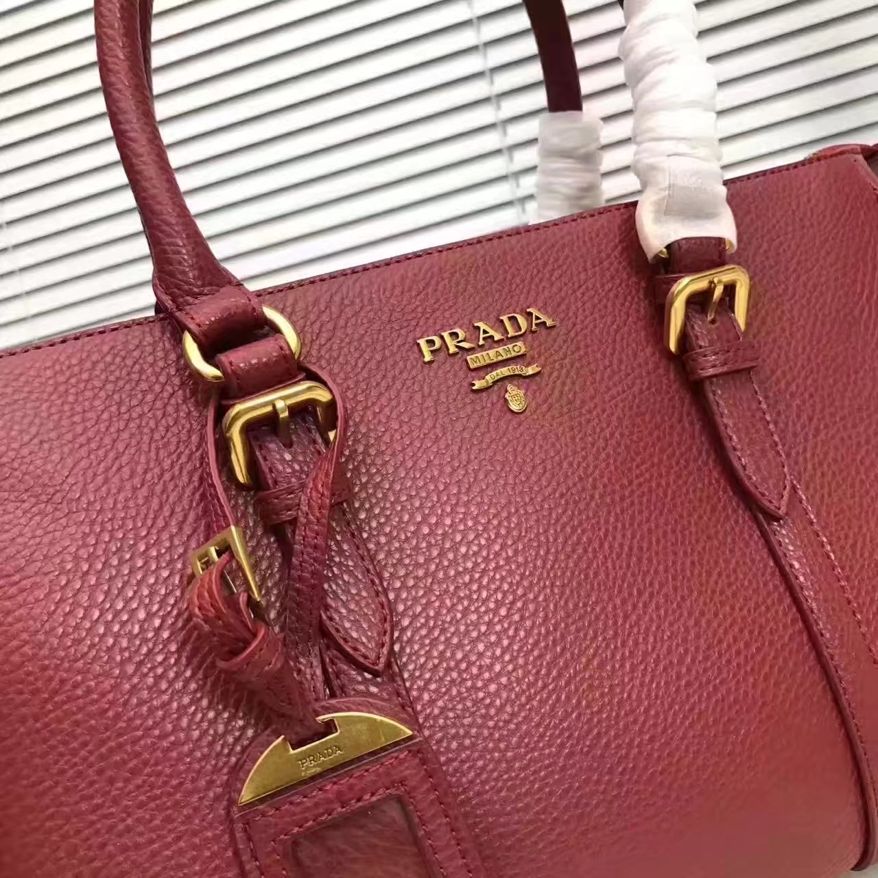 Prada 2996 Women 175 Tote Handbag Red