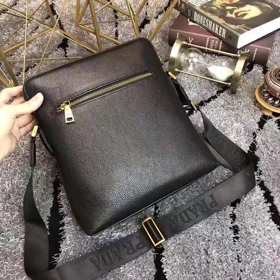 Prada 570 Men Leather Messenger Bag