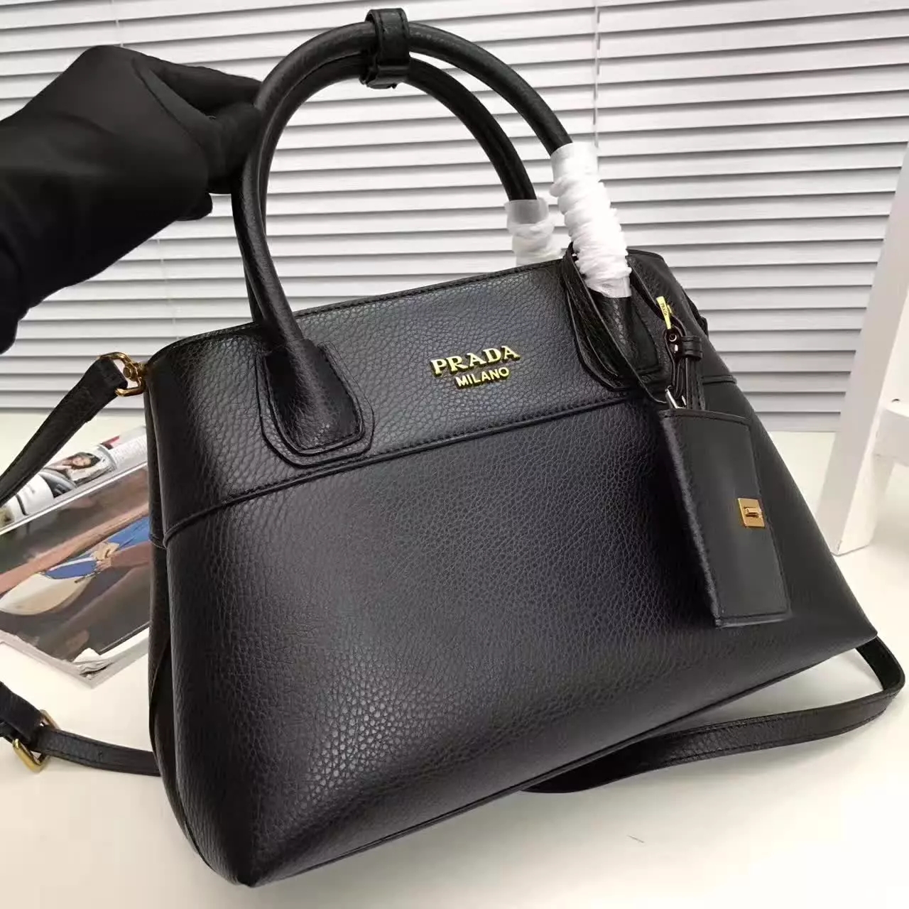 Prada Esplanade Saffiano Leather Tote Bags With Wallet Black