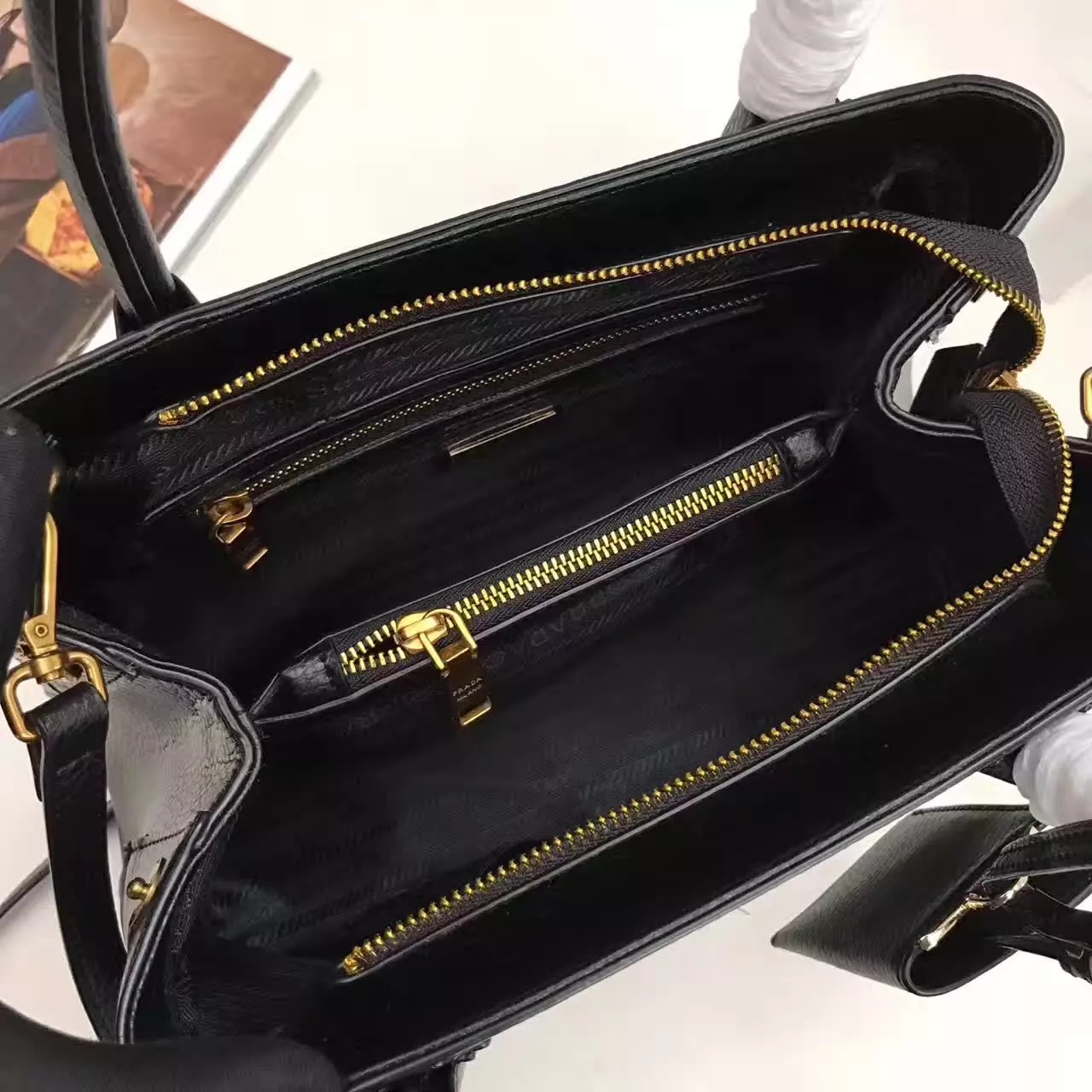 Prada Esplanade Saffiano Leather Tote Bags With Wallet Black