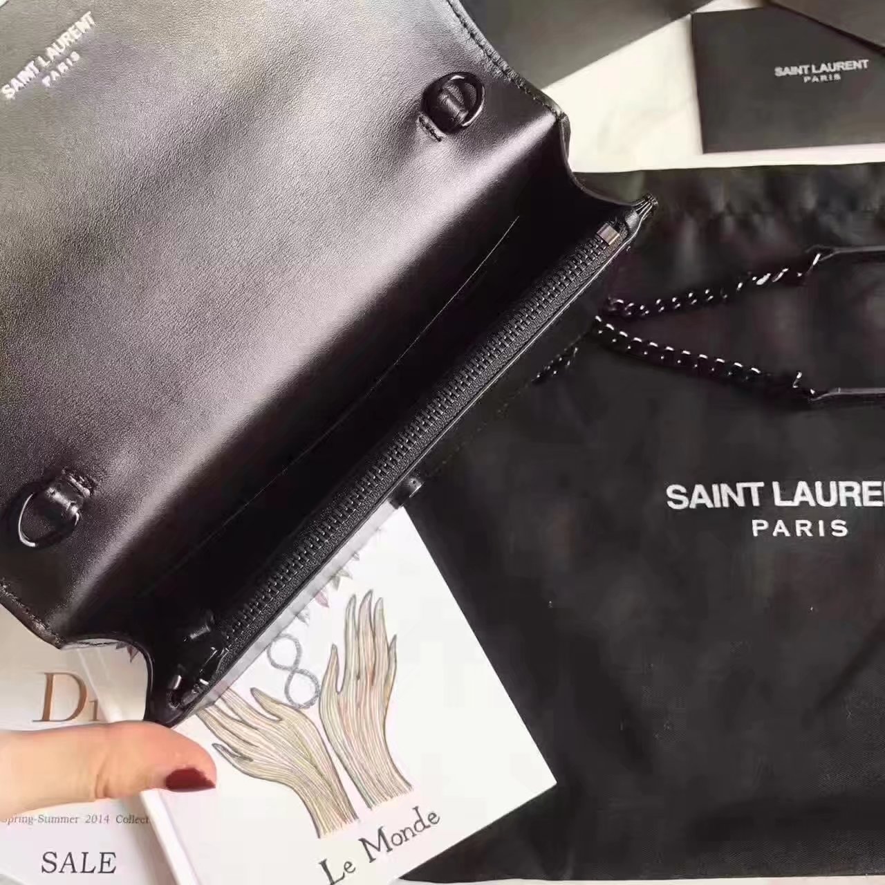 Saint Laurent Black Star Chain Shoulder Bag