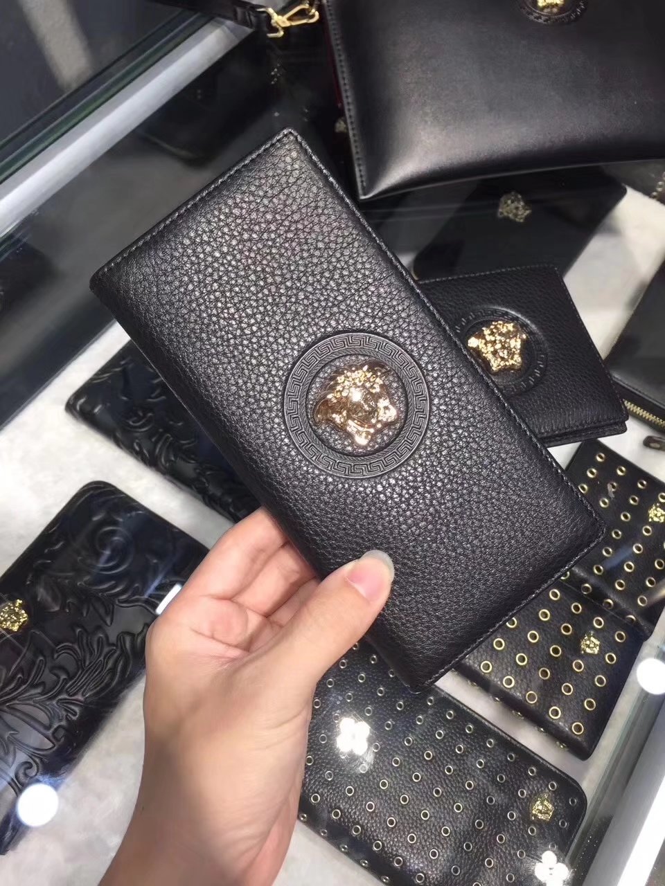 Versace Palazzo Calf Leather Men Long Wallet Black With Medusa Logo