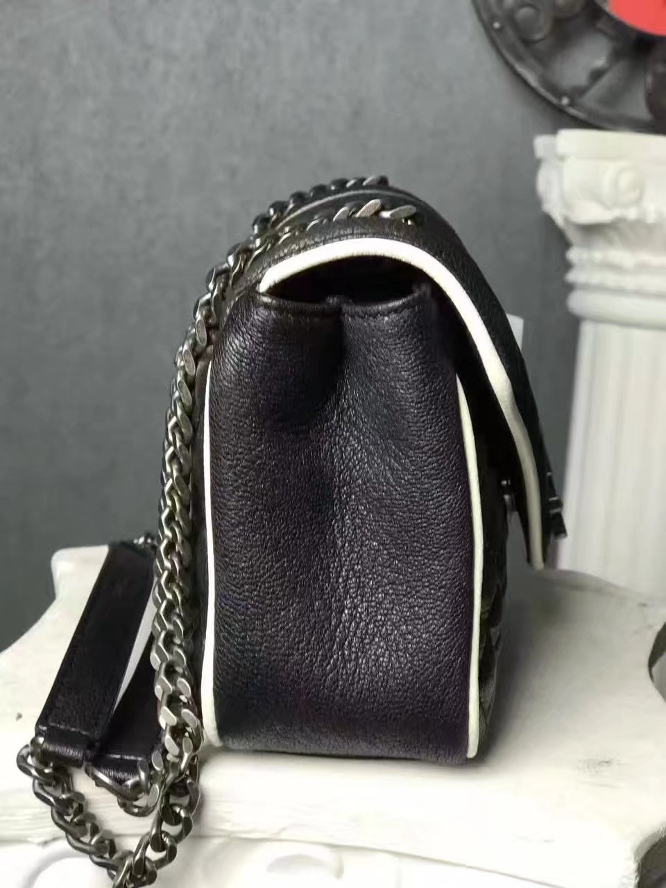 Yves Saint Laurent Classics Small Soft Envelope Chain Bag Black